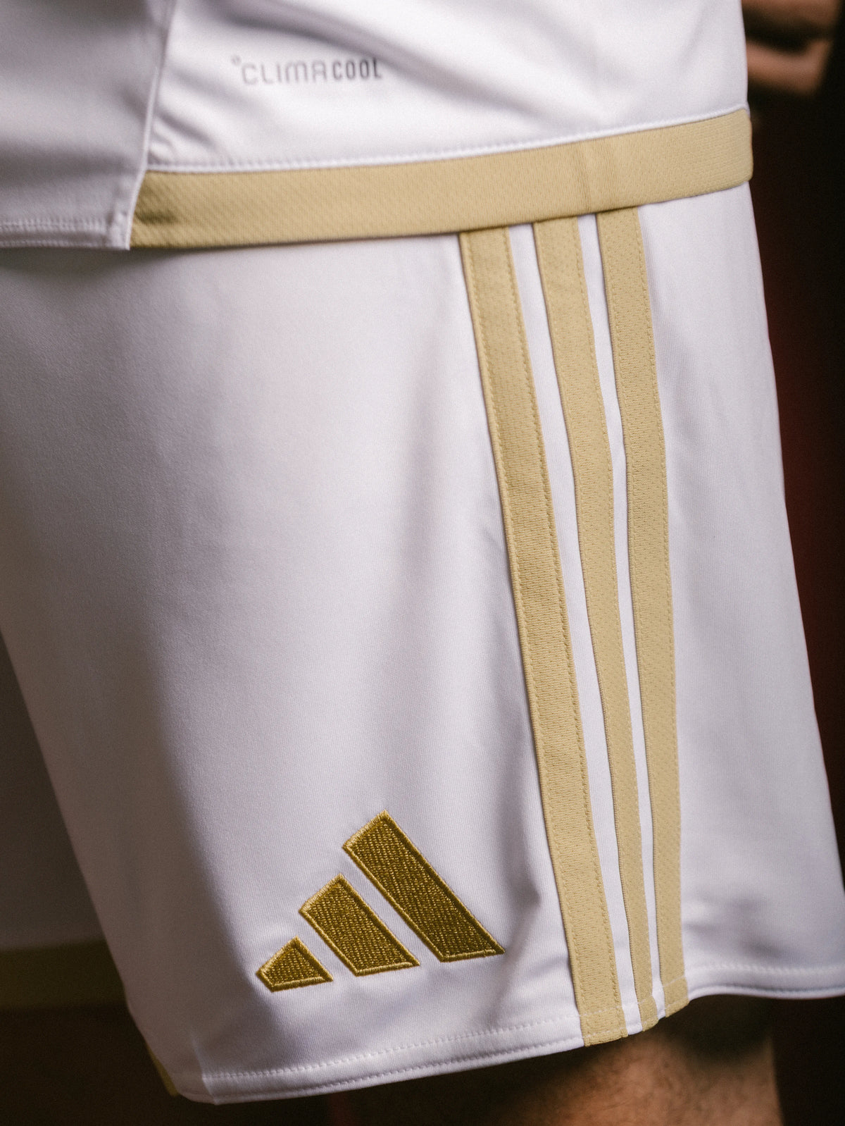 adidas - Gostujući šorc 2026/2027